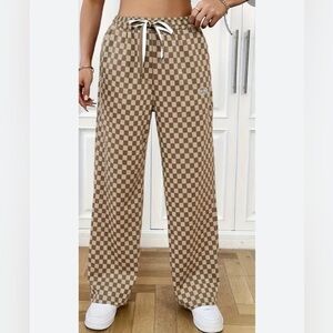 Checkerboard pants, M.